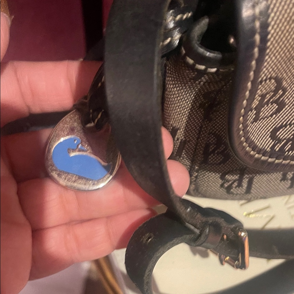 Stylish Dooney & Bourke Monogram Tan and Black Women's crossbody Bag - Picture 2 of 8